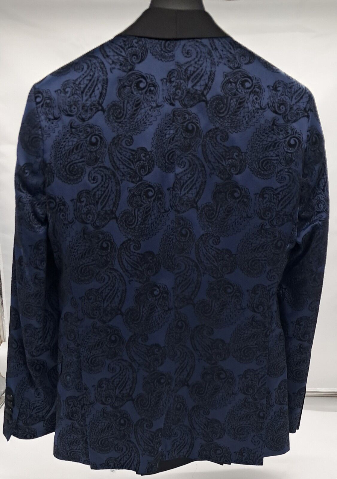 MENS ALL OCCASION TUXEDO 3 PC SUIT NAVY PAISLEY SIZE 36-50