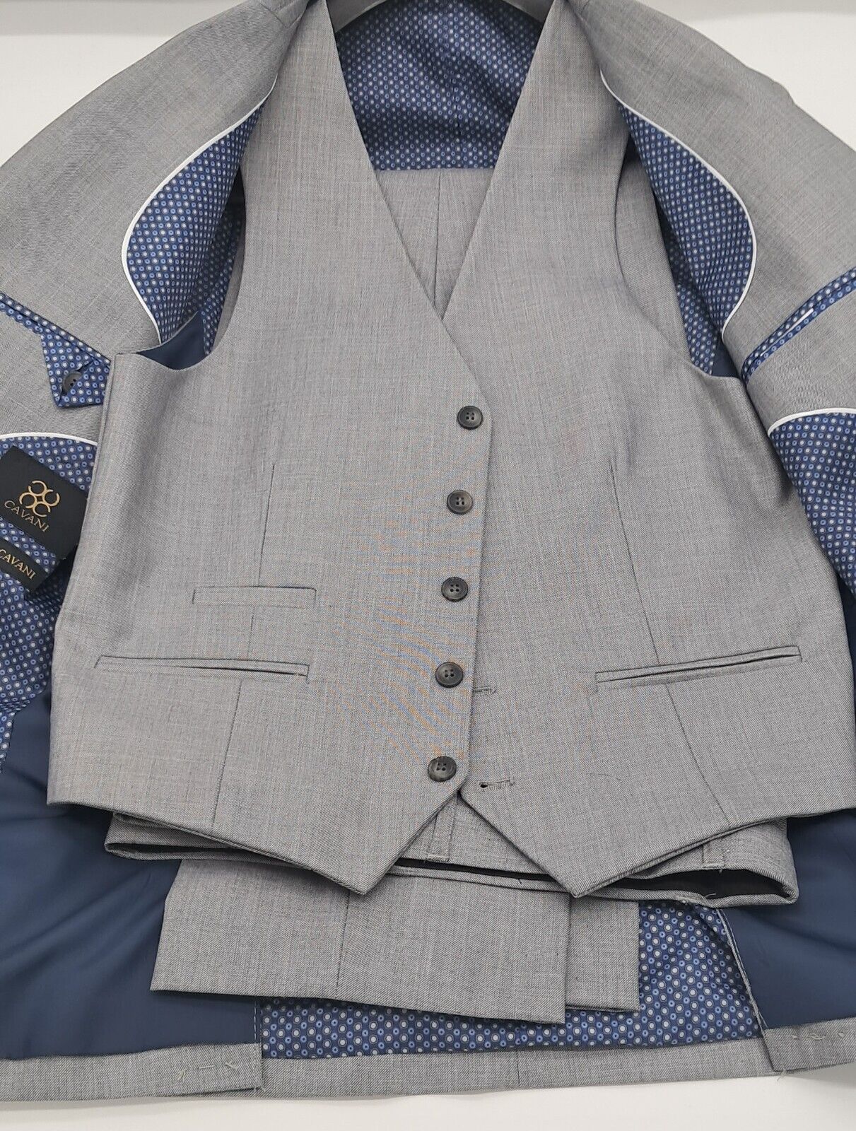 3 PIECE LIGHT GREY REEGAN SUIT