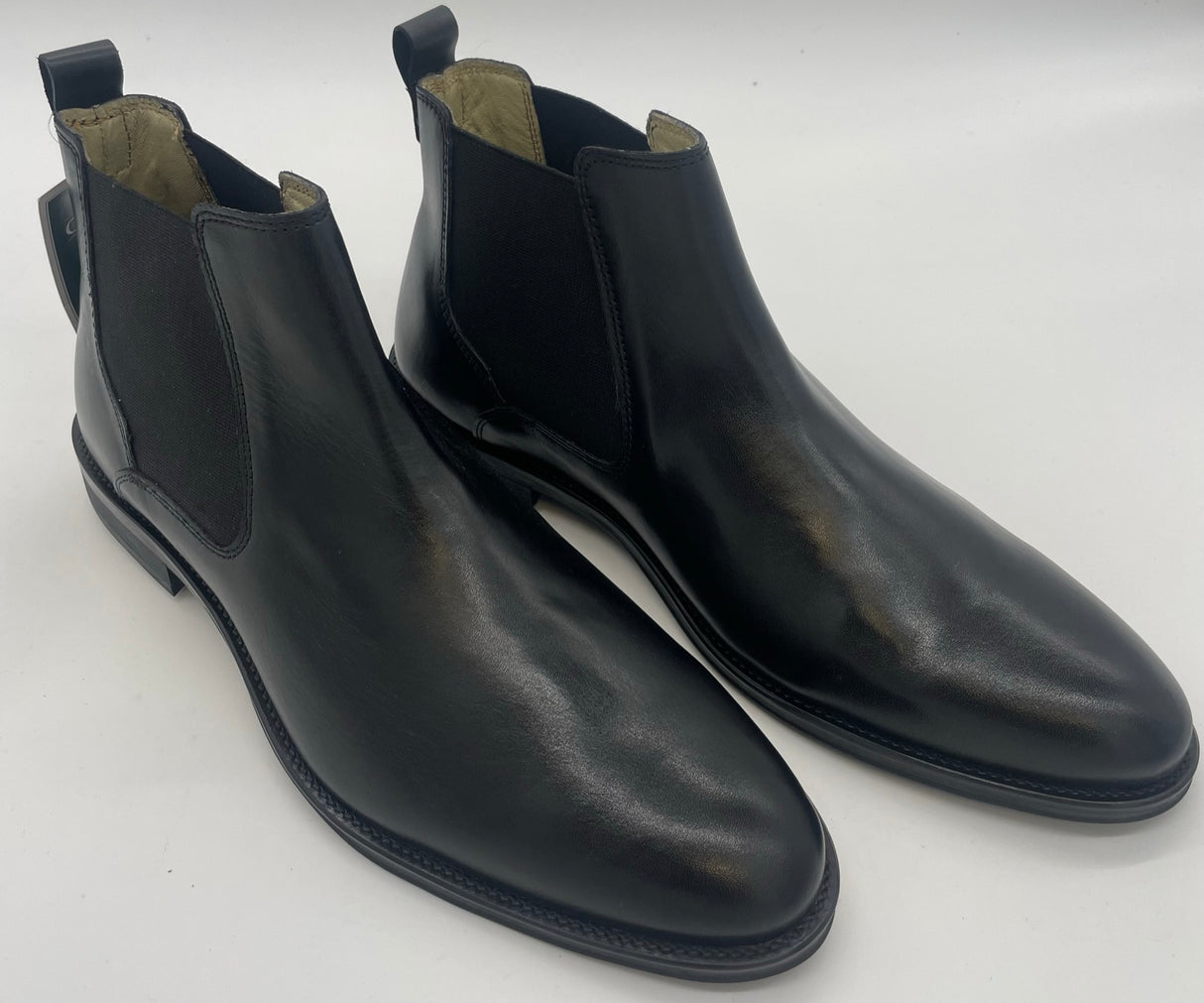 BLACK LEATHER CHELSEA BOOT-ANDREWB 3755